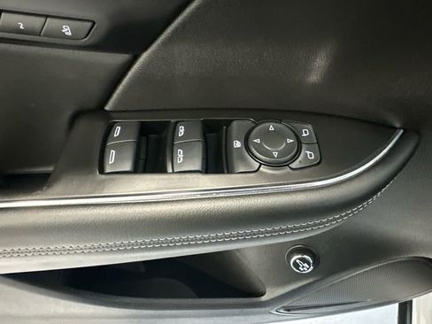 Certified 2023 Buick Envision Essence image 28