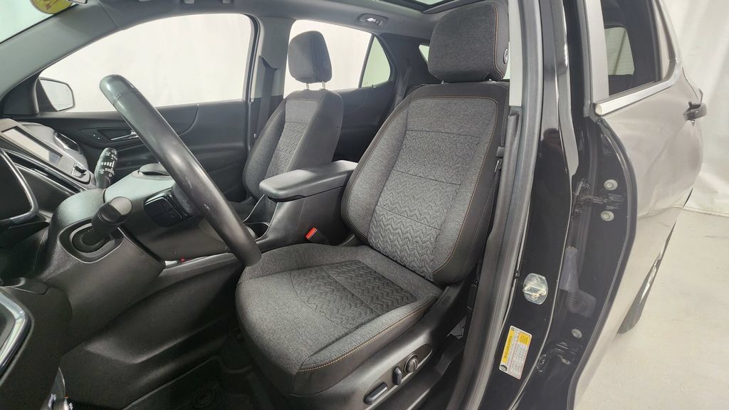 Used 2022 Chevrolet Equinox LT AWD/4WD image 10