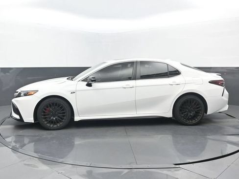 Used 2023 Toyota Camry SE FWD image 7