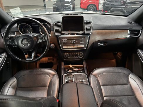 Used 2017 Mercedes-Benz GLS 550 4MATIC w/ Driver Assistance Package image 24