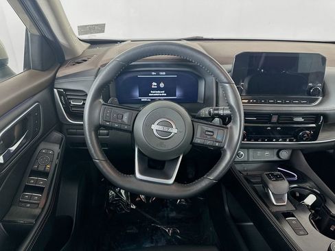 Certified 2023 Nissan Rogue Platinum w/ Platinum Premium Package image 33