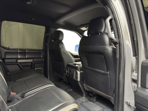 Used 2018 Ford F150 Raptor w/ Equipment Group 802A Luxury image 33