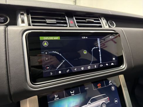 Used 2018 Land Rover Range Rover Supercharged image 22