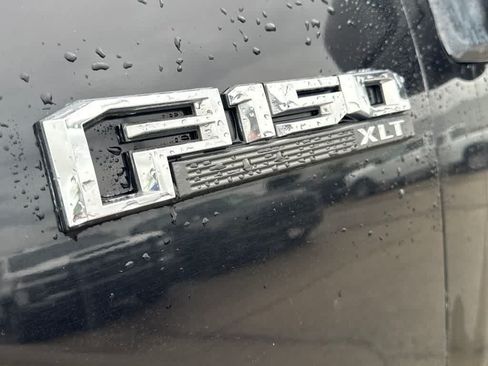 Used 2020 Ford F150 XLT w/ Equipment Group 302A Luxury AWD/4WD image 10