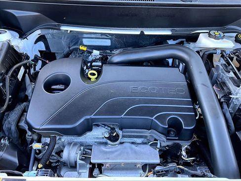 Used 2023 Chevrolet Equinox LT image 32