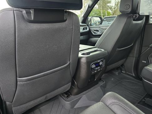 Certified 2023 Chevrolet Suburban Z71 w/ Z71 Off-Road Package image 21