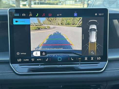 New 2026 Volkswagen Tiguan SE R-Line image 17