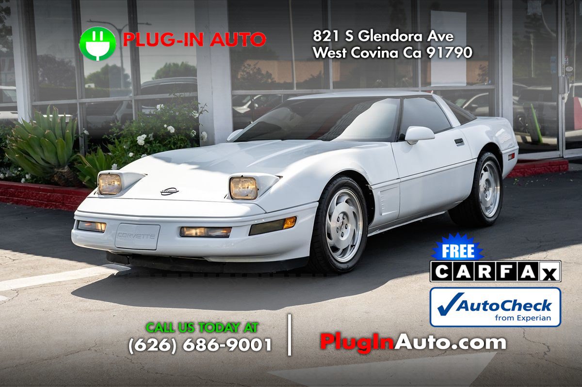 Used 1996 Chevrolet Corvette Coupe RWD image 4