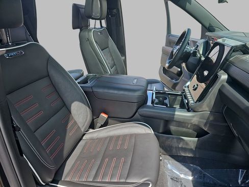 Certified 2026 GMC Yukon AT4 Ultimate AWD/4WD image 13