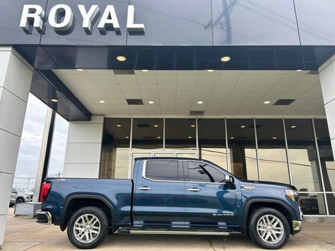 Used 2022 GMC Sierra 1500 SLT AWD/4WD image 1