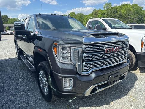 Used 2023 GMC Sierra 2500 Denali w/ Denali Ultimate Package image 2