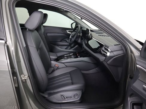 Used 2025 Audi A5 2.0T Premium Plus w/ Premium Plus image 23