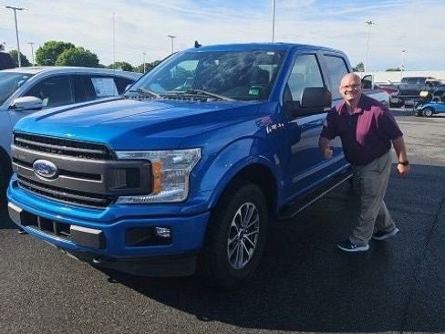 Used 2019 Ford F150 XLT w/ Equipment Group 302A Luxury AWD/4WD image 2