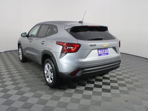 New 2026 Chevrolet Trax LS image 22