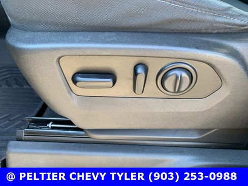 Used 2021 Chevrolet Silverado 1500 LT Trail Boss w/ Convenience Package II image 15