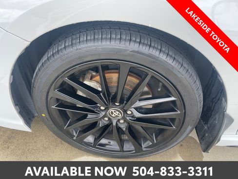 Used 2023 Toyota Camry XSE FWD image 13