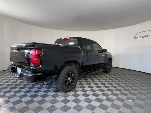 Used 2023 Chevrolet Colorado W/T image 8