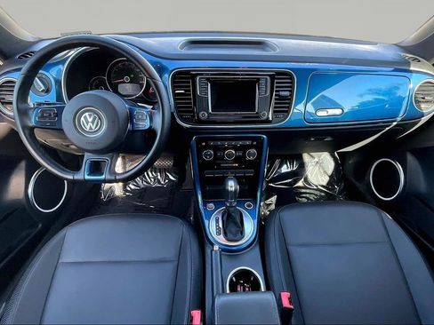 Used 2019 Volkswagen Beetle 2.0T SE image 7