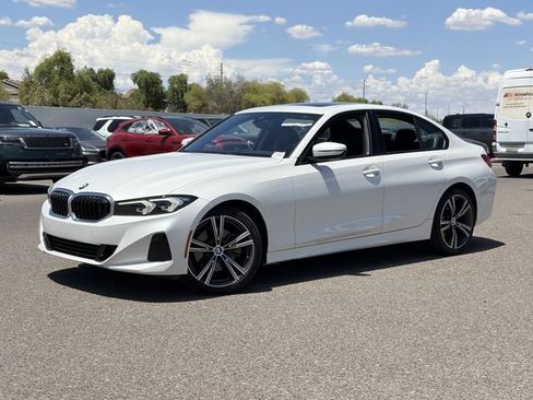 Used 2023 BMW 330i Sedan w/ Driving Assistance Package RWD image 2