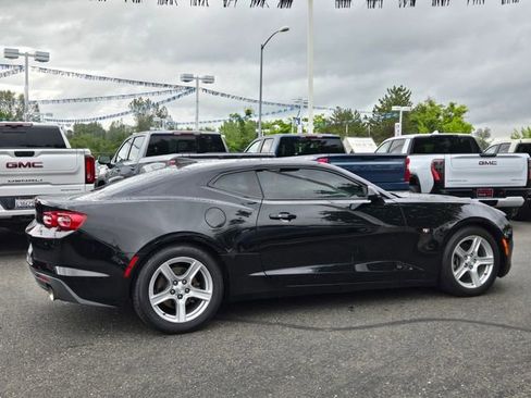 Used 2019 Chevrolet Camaro LT image 3