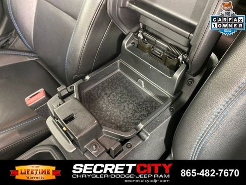 Used 2023 Jeep Wrangler Unlimited Rubicon 4xe w/ Cold Weather Group AWD/4WD image 26