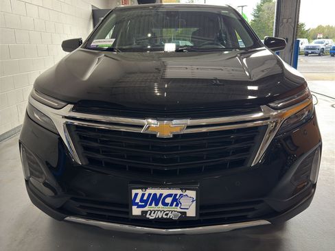 Used 2024 Chevrolet Equinox LT w/ LPO, Floor Liner Package FWD image 8