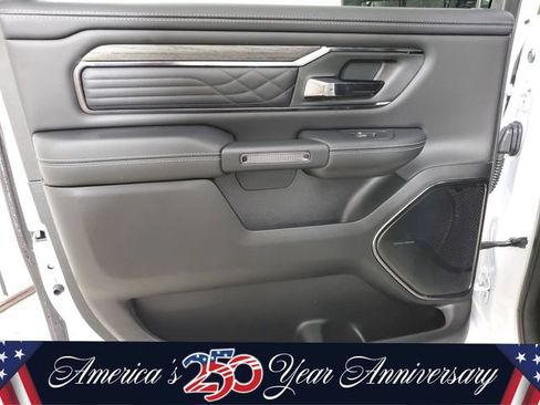 Used 2025 RAM 1500 Limited AWD/4WD image 11