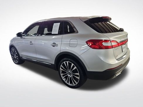 Used 2016 Lincoln MKX Reserve w/ Equipment Group 102A AWD/4WD image 3