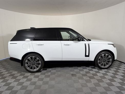 New 2025 Land Rover Range Rover SE image 8