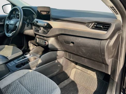 Used 2022 Ford Escape SE FWD image 30