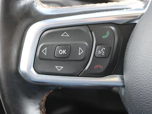 Used 2021 Jeep Wrangler Unlimited Sahara AWD/4WD image 20
