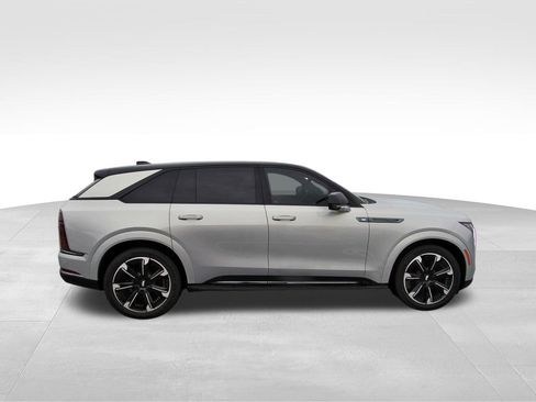 Used 2025 Cadillac Escalade IQ Sport 1 w/ Smart Trailering package image 5