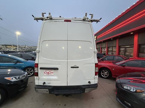 Used 2016 Nissan NV 2500 SL w/ Technology Package image 8
