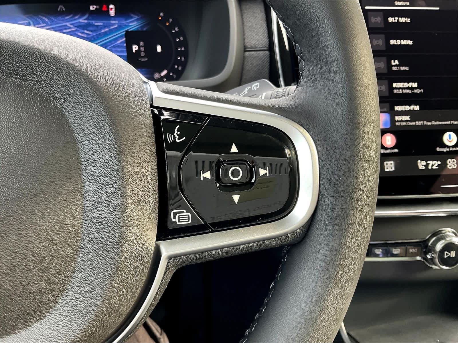New 2026 Volvo XC90 B5 Plus w/ Protection Package AWD/4WD image 18
