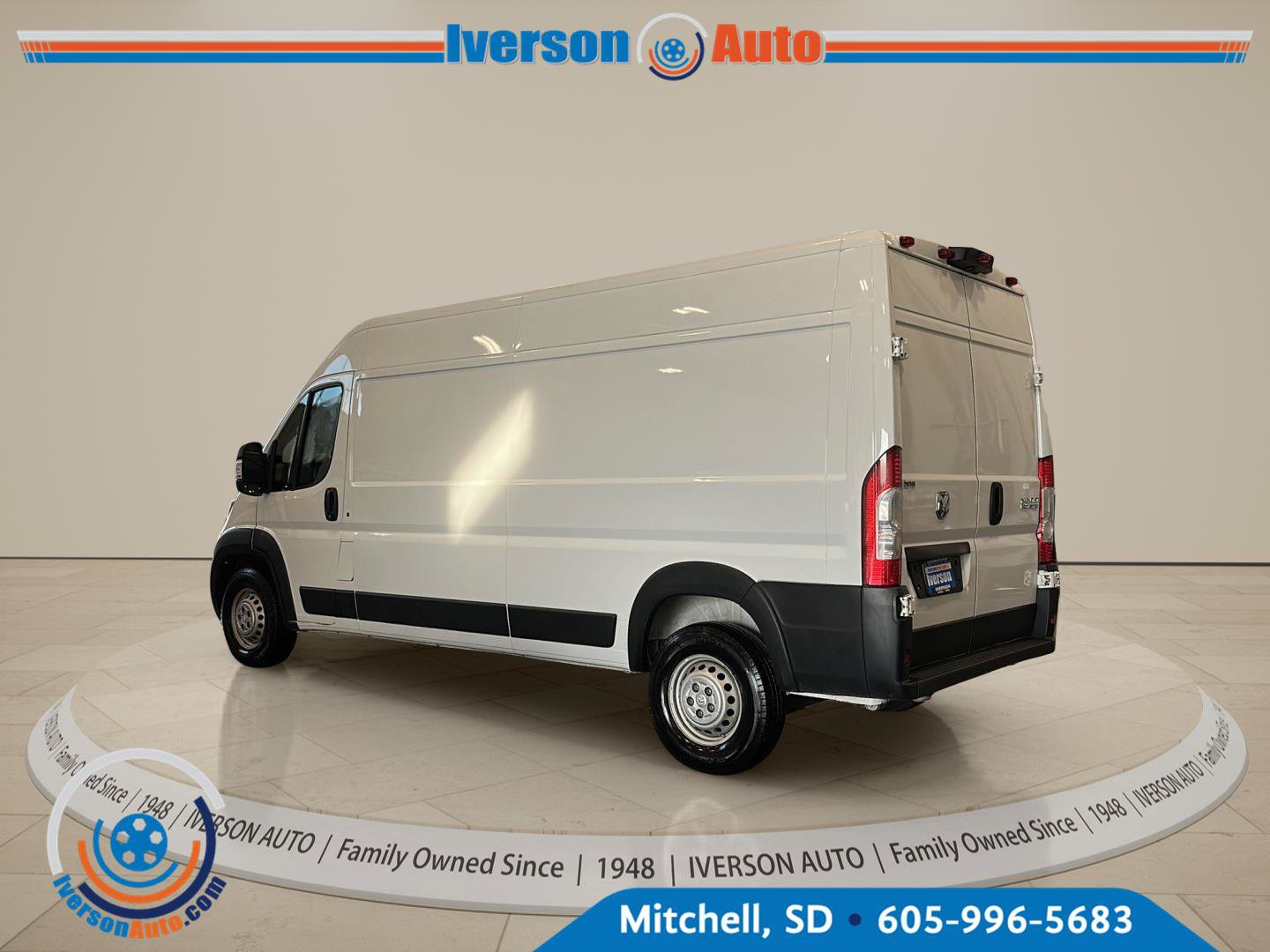 Used 2025 RAM ProMaster 2500 w/ Convenience Group FWD image 5