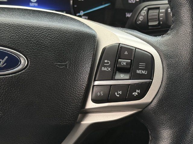 Used 2022 Ford Explorer XLT w/ Equipment Group 202A RWD image 15
