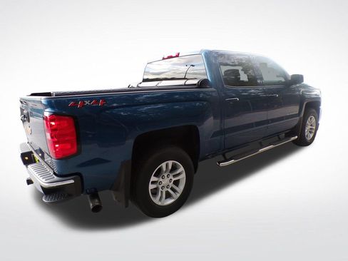 Used 2018 Chevrolet Silverado 1500 LT w/ All Star Edition AWD/4WD image 8