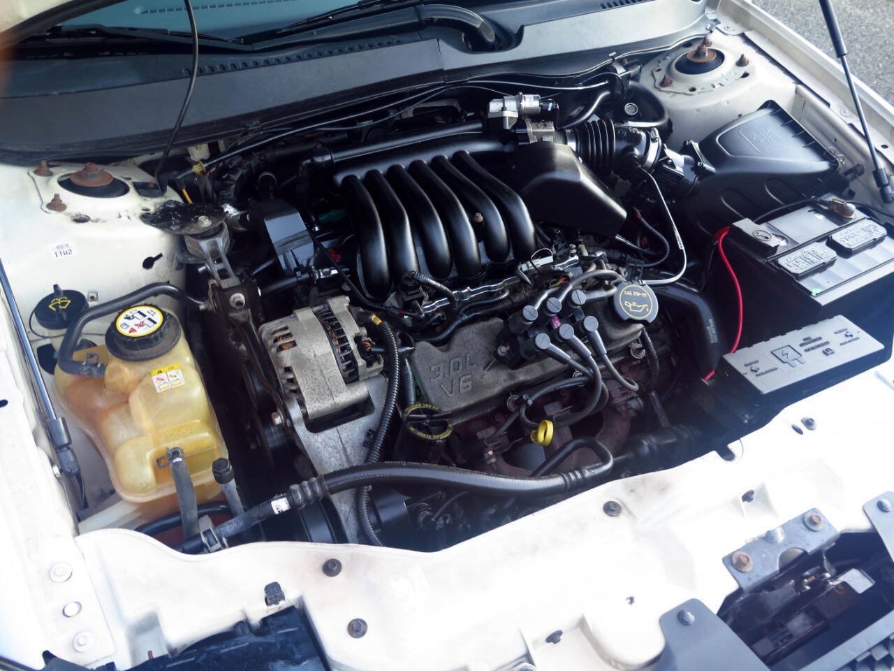 Used 2003 Ford Taurus SES FWD image 38