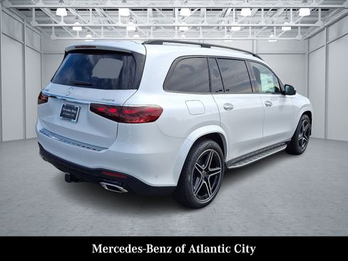 New 2026 Mercedes-Benz GLS 450 4MATIC image 4