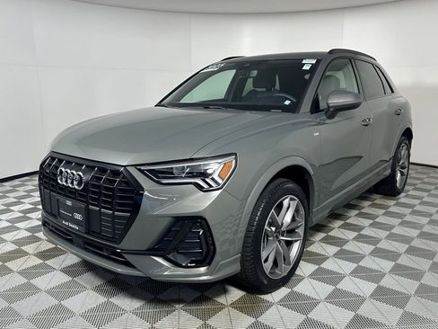 Certified 2025 Audi Q3 2.0T Premium w/ Convenience Package image 3