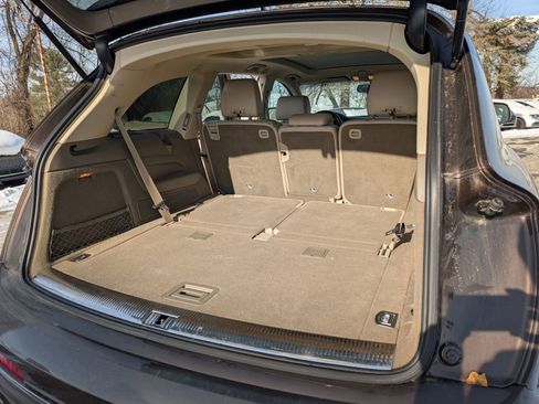 Used 2015 Audi Q7 TDI Prestige w/ Prestige Package image 19