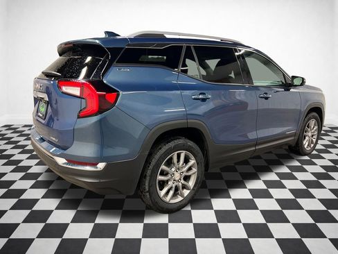 Certified 2024 GMC Terrain SLT AWD/4WD image 9