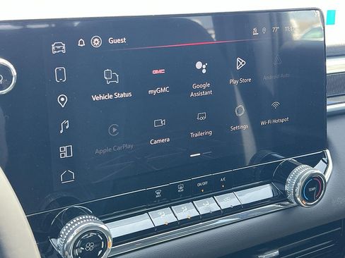 New 2026 GMC Canyon Elevation w/ LPO, Black Badging Package RWD image 17