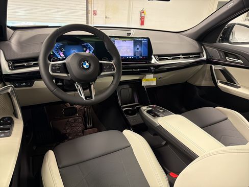 New 2026 BMW X2 xDrive28i w/ M Sport Package AWD/4WD image 28