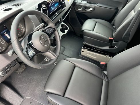 New 2026 Mercedes-Benz Sprinter 2500 image 10