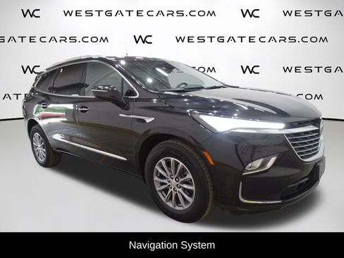 Used 2024 Buick Enclave Premium image 2