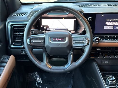 Certified 2024 GMC Canyon AT4 w/ Canyon Safety Plus Package AWD/4WD image 15