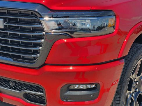 New 2026 RAM 1500 Laramie AWD/4WD image 9