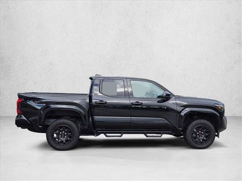 Used 2025 Toyota Tacoma SR5 RWD image 4