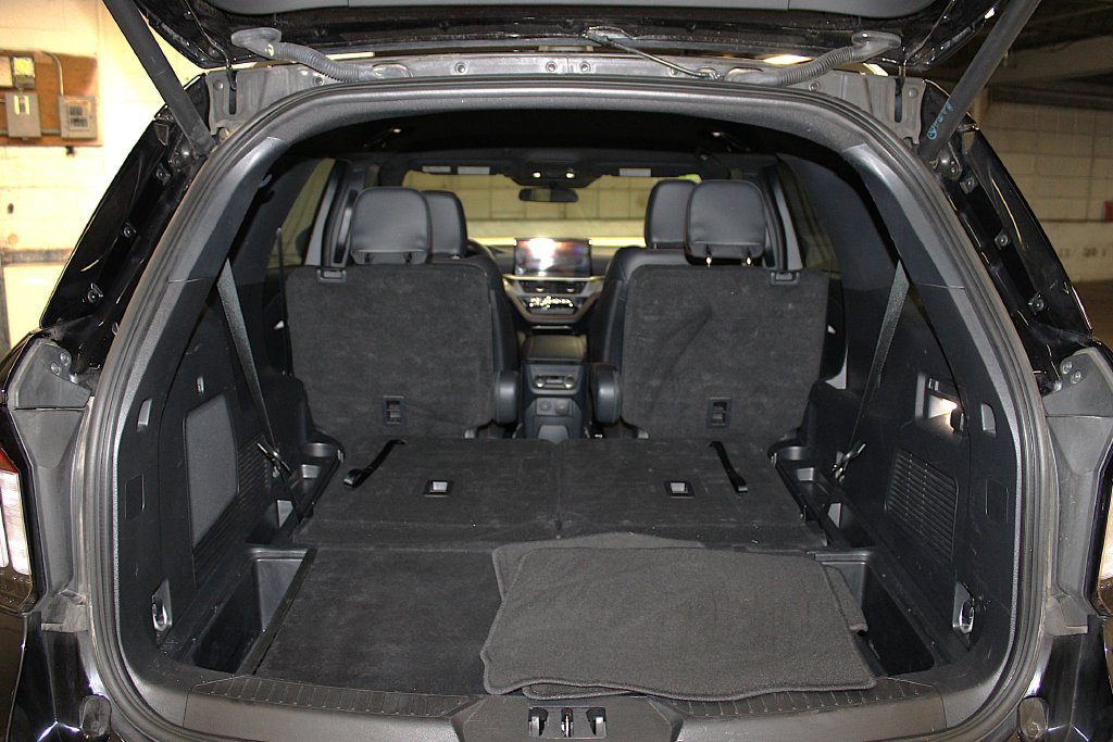 Used 2025 Ford Explorer ST-Line AWD/4WD image 37